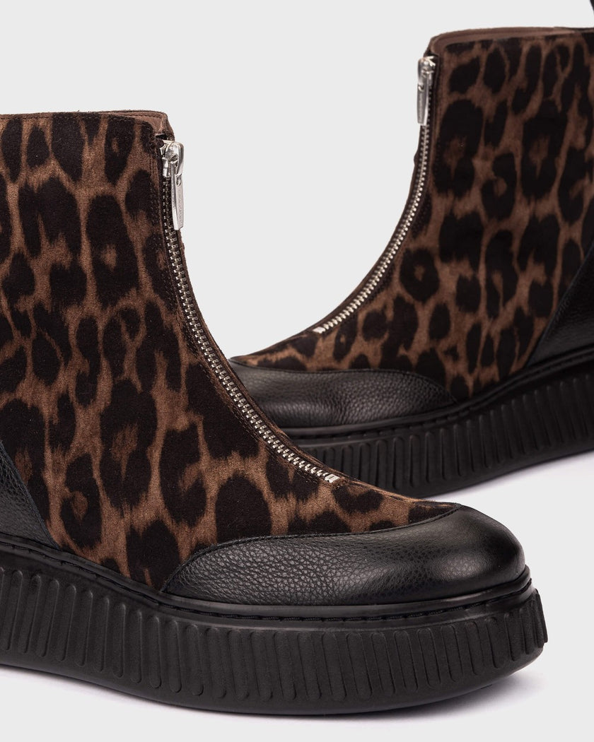 Wonders - Women's XFLY02 Animal Print Ankle Boot A-5202