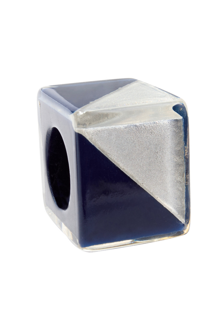 Zsiska-DEC07_Bliss-Bead-Musee-NAVY-SILVER