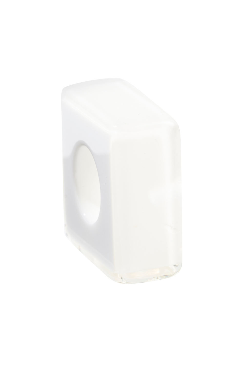 Zsiska-SREDD_Bliss-Bead-Chill-White-at-Kings-Road