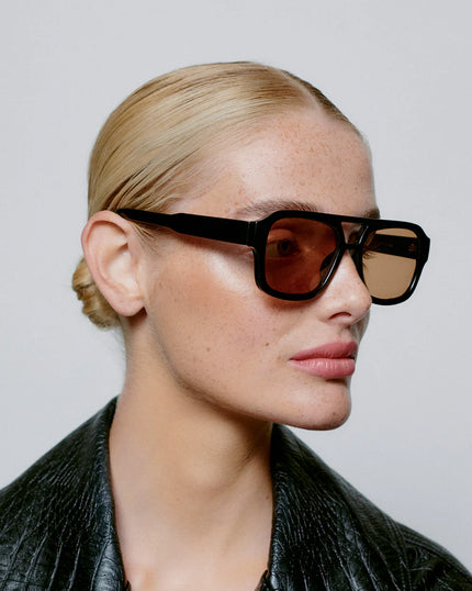 a-kjaerbede-kaya-womens-sunglasses-black