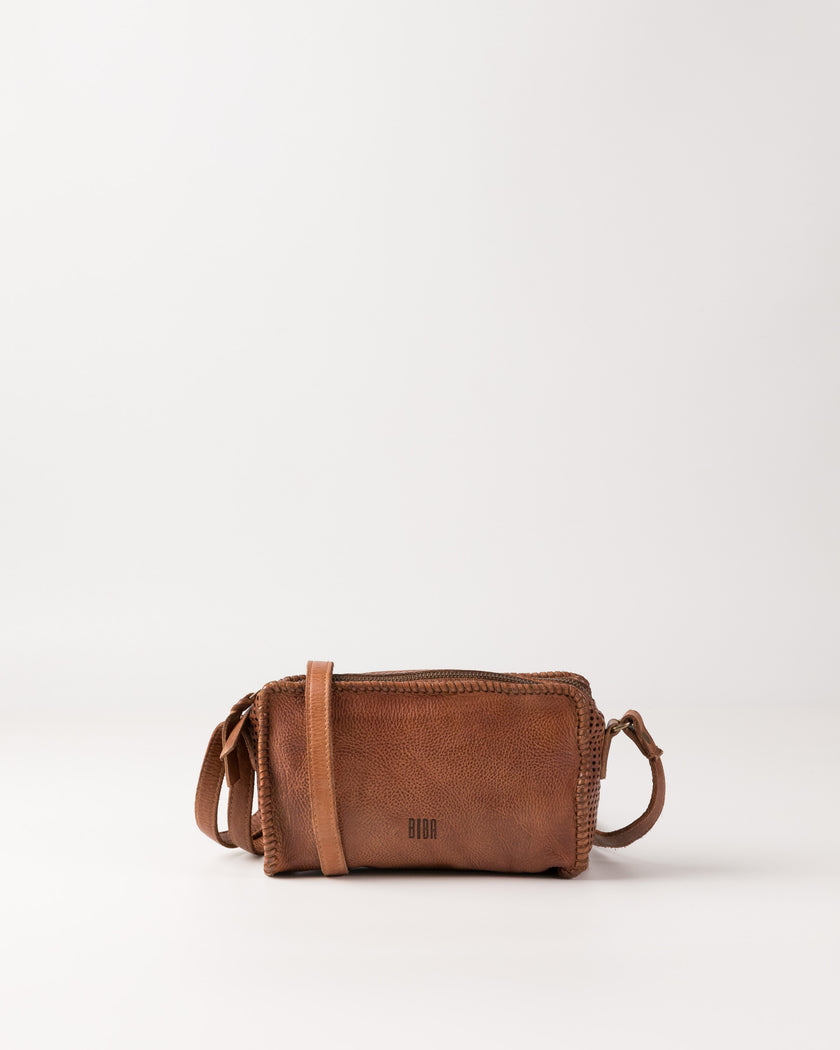 biba-ss26-womens-bags-abb1l-abbot-shoulder-bag-tan