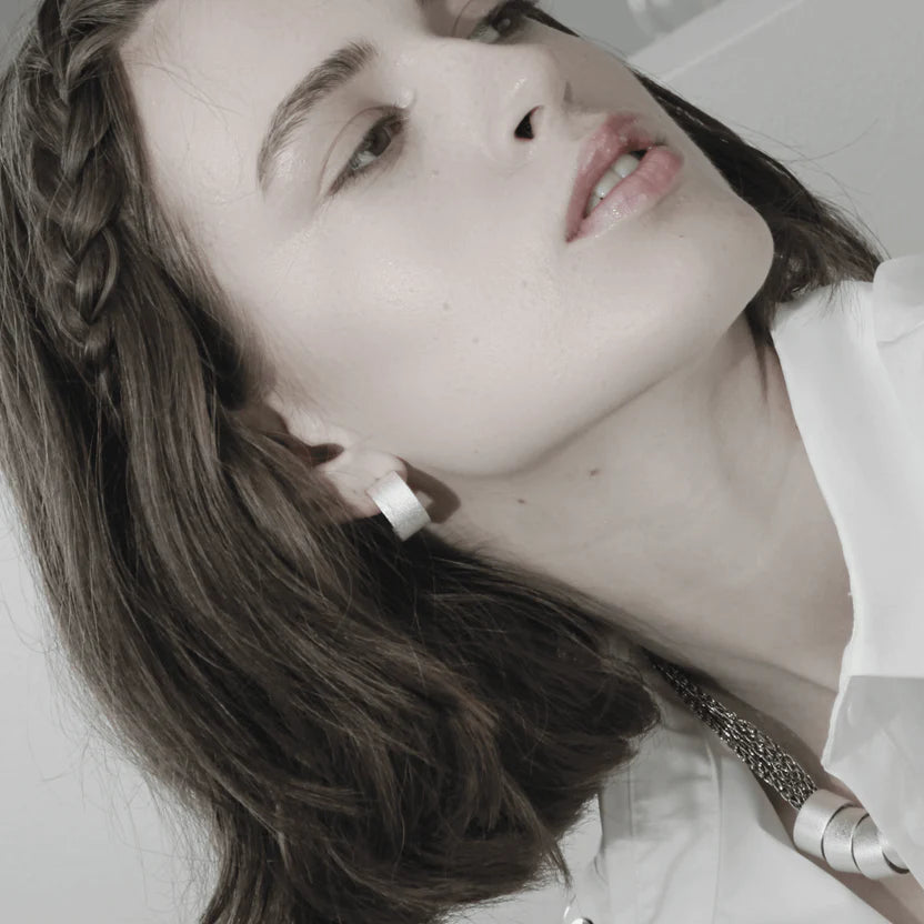 dnsk-anastazia-in-store-ring-earring-