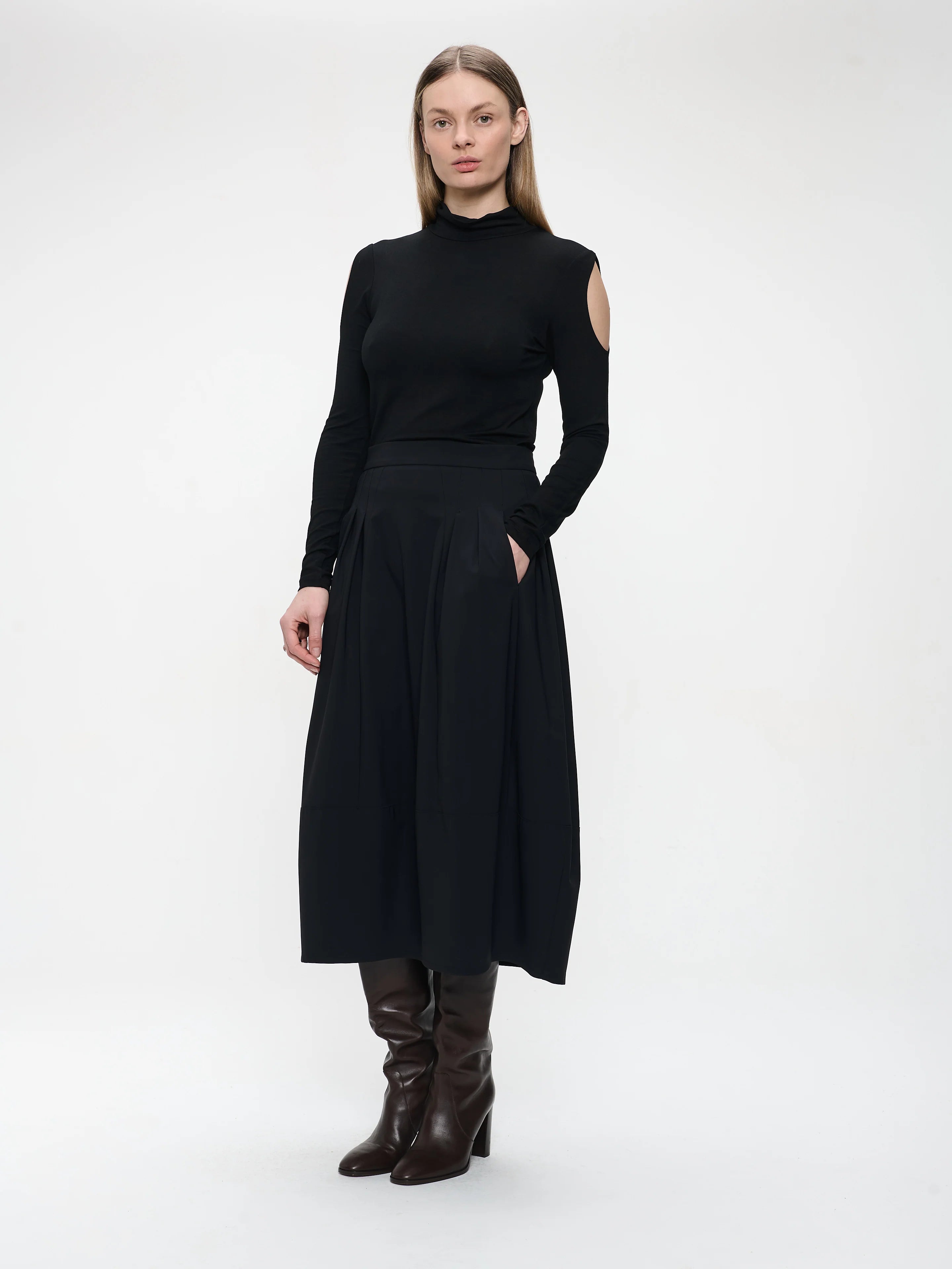 jane-lushka-heide-skirt-technical-jersey-black