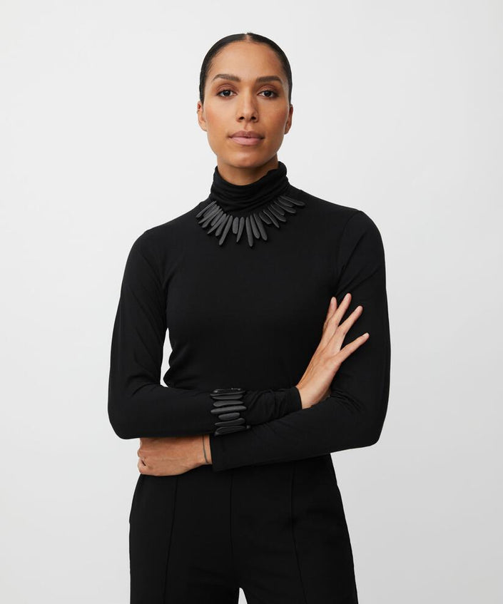 masai-aw25-womenswear-marykka-1011343-black