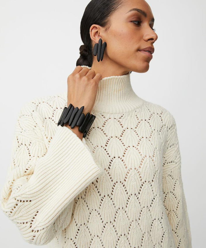 masai-aw25-womenswear-marynna-1011344-black