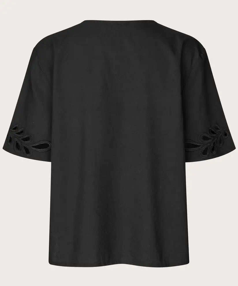 masai-womens-madyselle-t-shirt-black-1012134