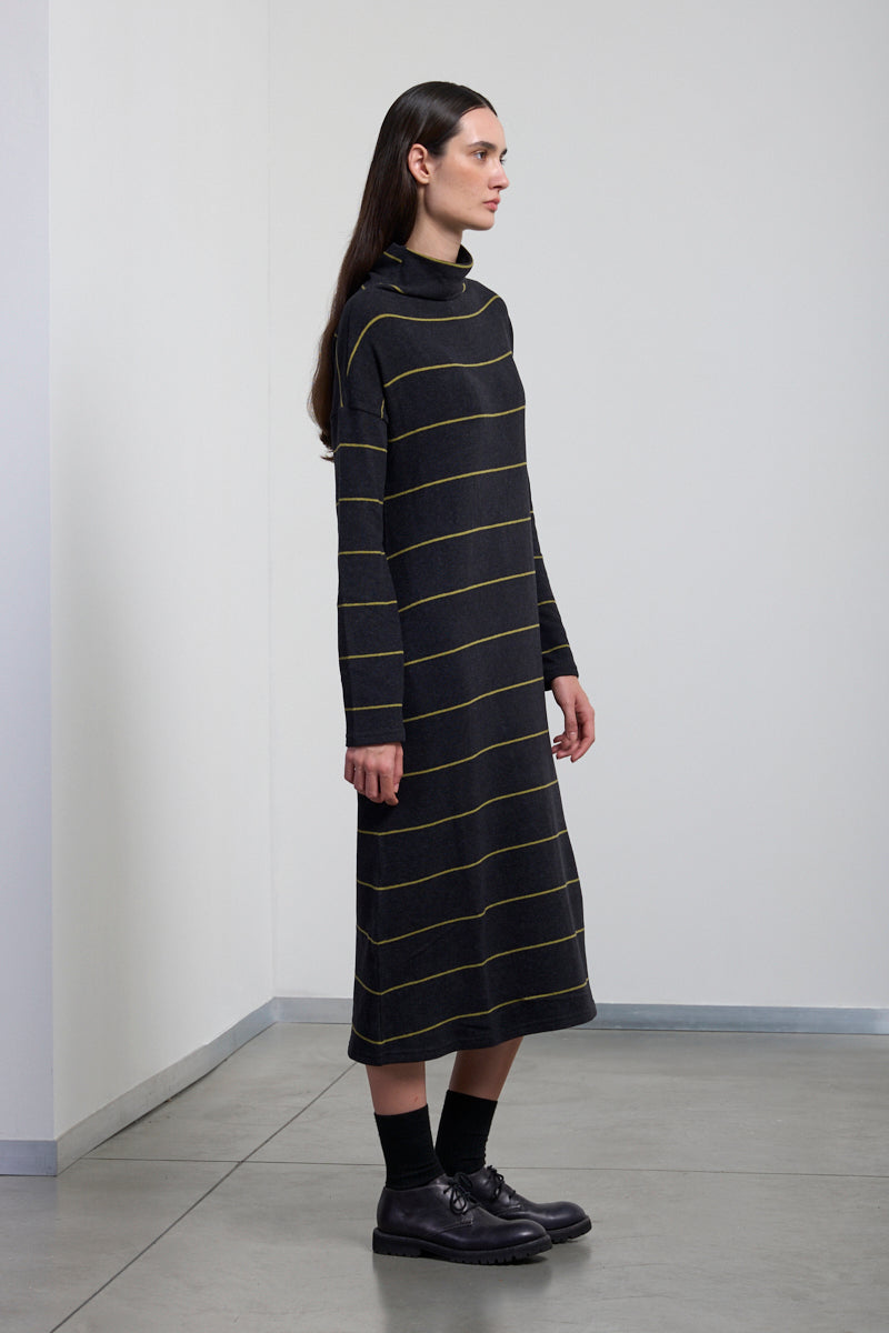 neirami-aw25-womenswear-long-dress-b131rg-riga-olive