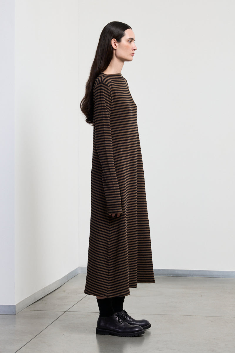 neirami-aw25-womenswear-long-dress-d007ms-tabacco