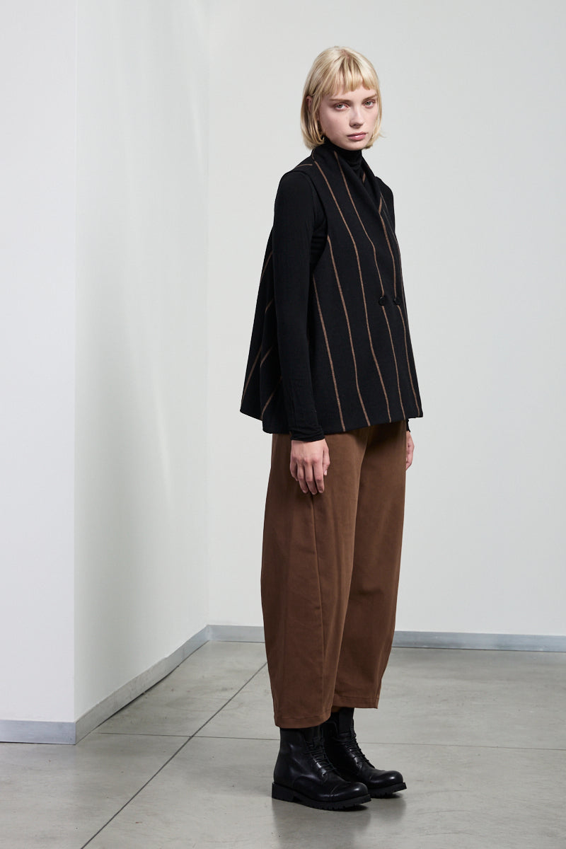 neirami-aw25-womenswear-one-button-waistcoat-c122bg-b-gessato-brush