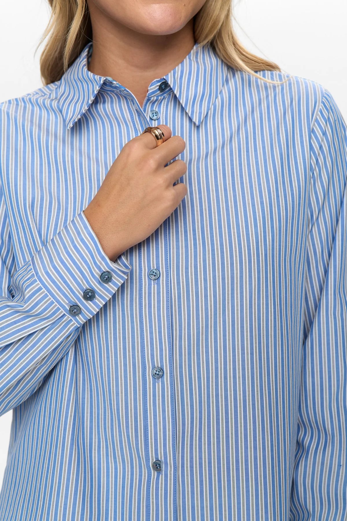 numph-womens-nushayla-shirt-hydrangea