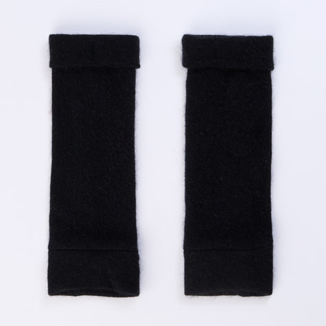 turtle-doves-recycled-cashmere-fingerless-gloves-black