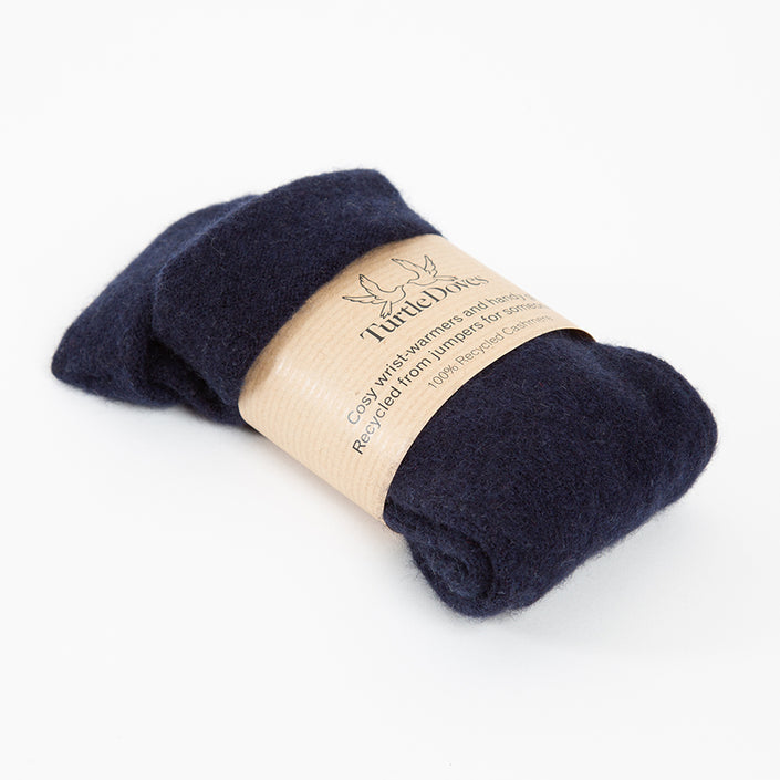 turtle-doves-recycled-cashmere-fingerless-gloves-navy