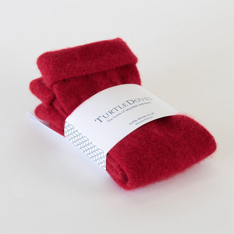 turtle-doves-recycled-cashmere-fingerless-gloves-red