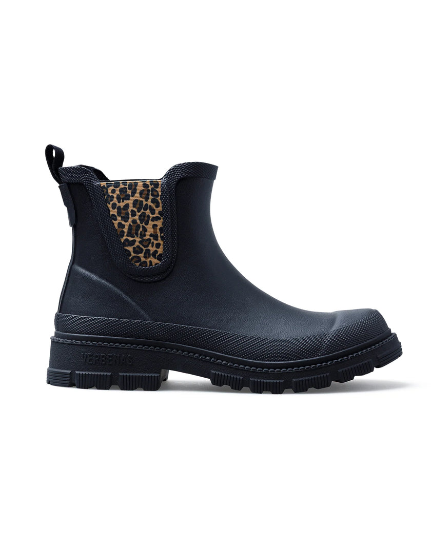 verbenas-rainboots-lua-mate-animal-fur-black-sand-leo
