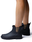 verbenas-rainboots-lua-mate-animal-fur-black-sand-leo
