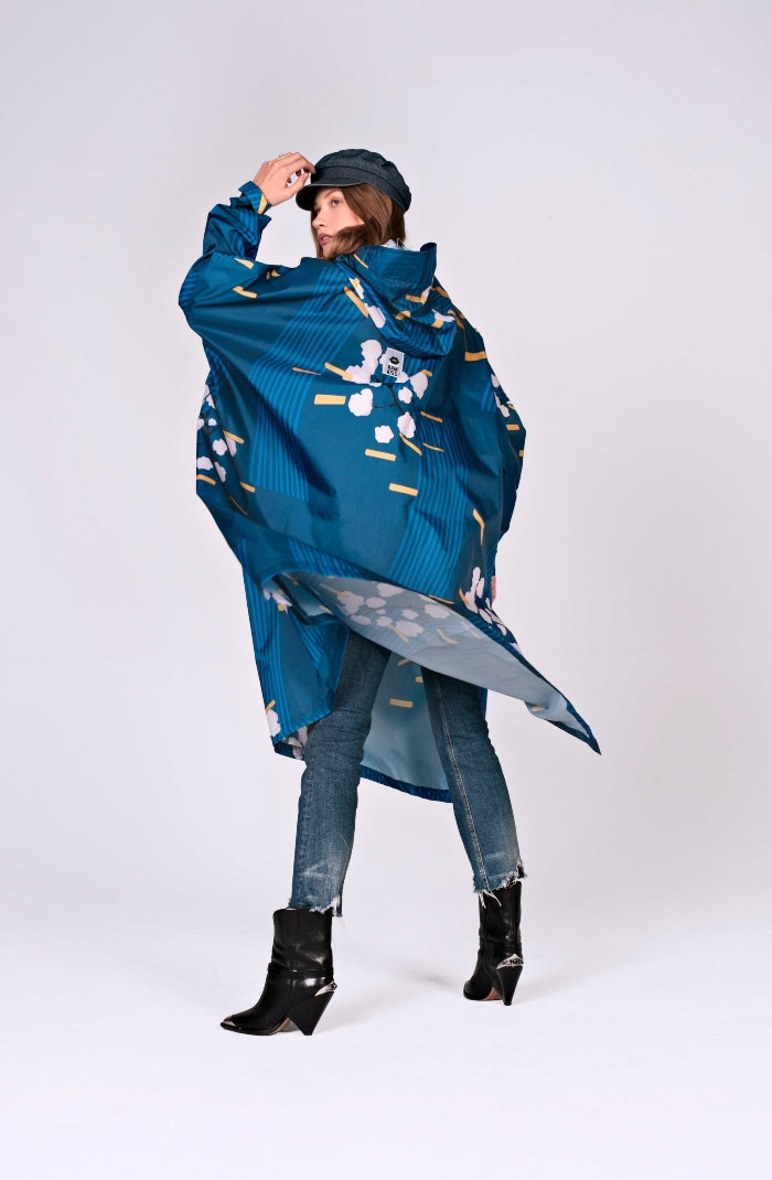 rainkiss-japanese-blossom-poncho