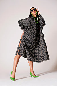 Rainkiss-waterproof-poncho-Moa